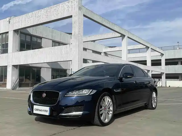 JAGUAR XFL