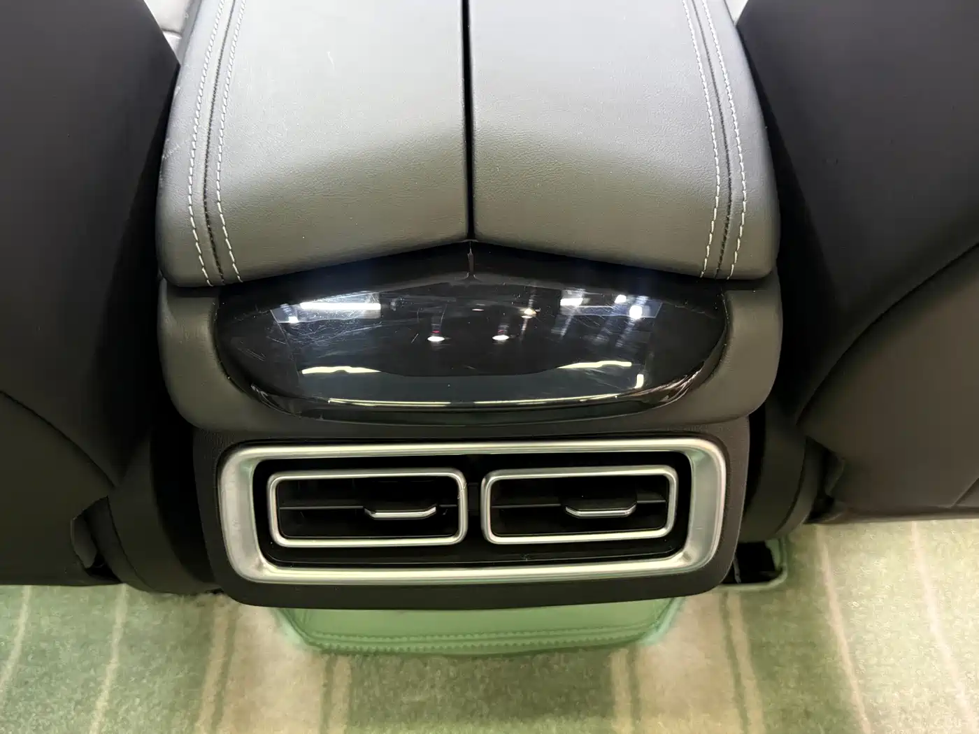 Nezha Auto Nezha S 2024 2023 Model Pure Electric 520km RWD Edition