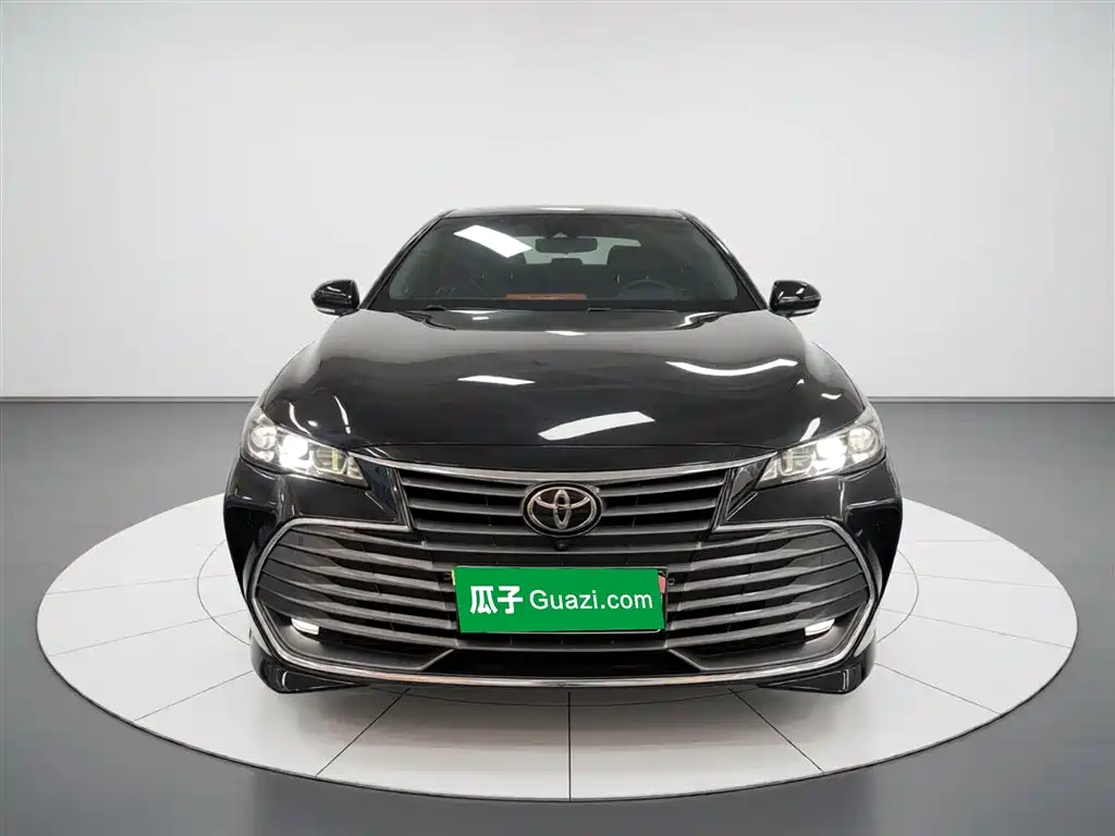 Toyota Avalon 2019 2.5L Touring Premium Edition China VI фото 3
