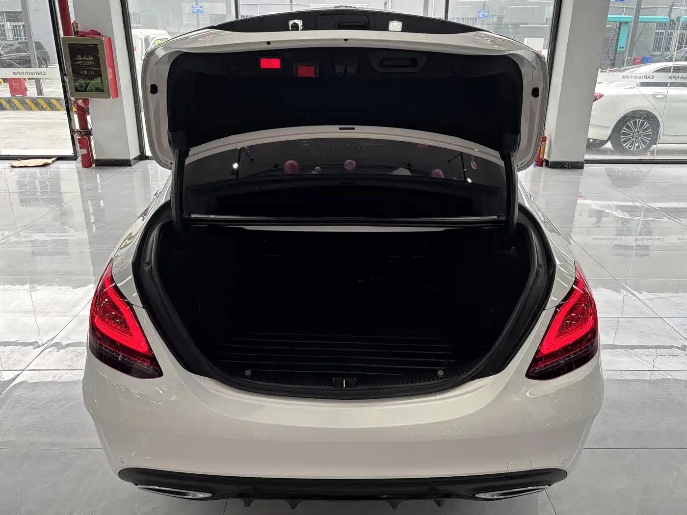 MERCEDES-BENZ C CLASS