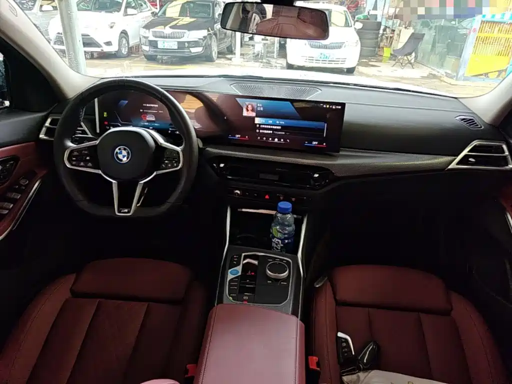 Фото 11 - BMW i3