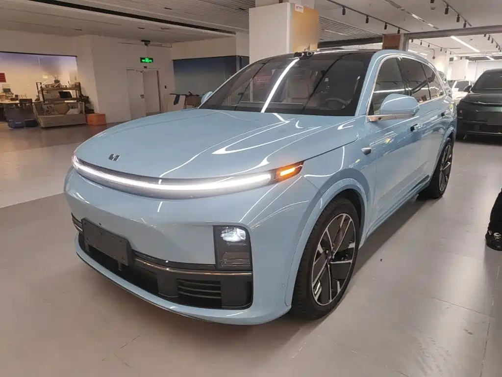 Li Auto L7 2025