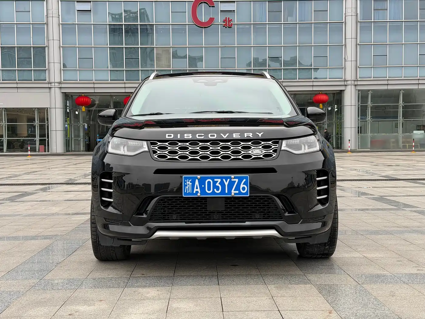 Land Rover Discovery Sport 2025 249PS Performance Tech Edition фото 2
