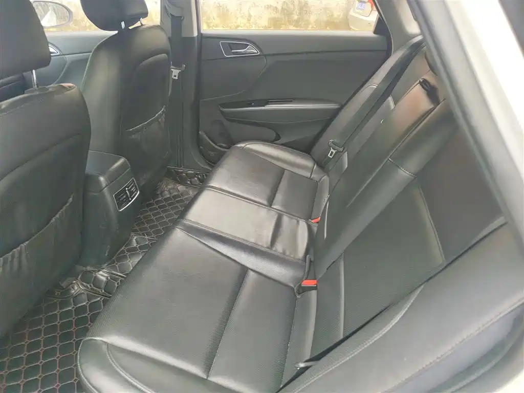 Hyundai Mistra 2014 1.8L Auto Smart GLS фото 17