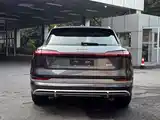 Photo 6 - Audi e-tron