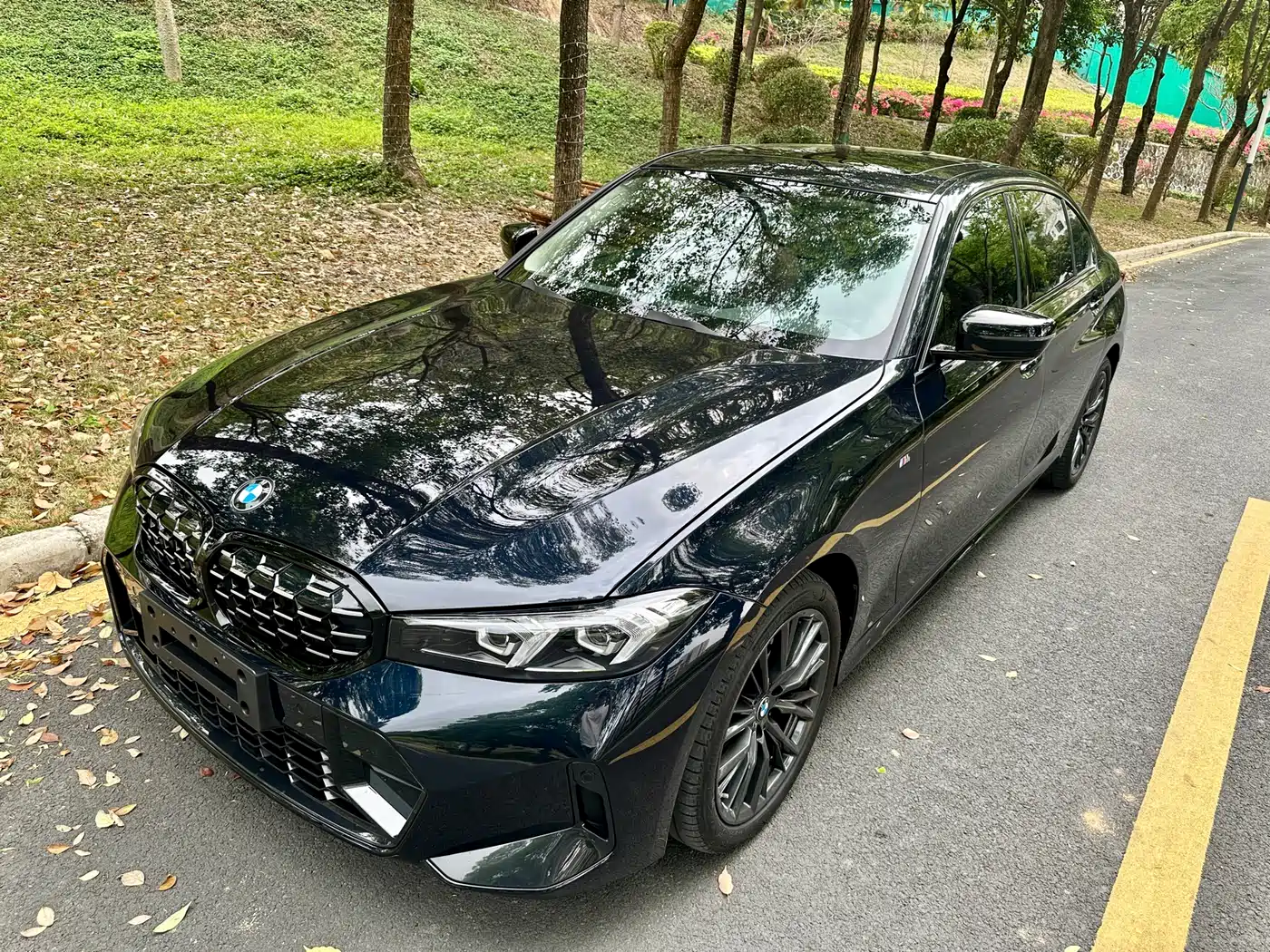 BMW 3 Series 2024 325Li M Sport Shadowline Package фото 8