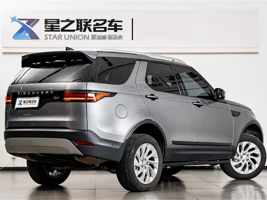 Land Rover Discovery 2023 300PS S фото 7