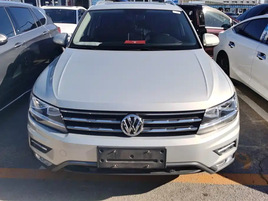Volkswagen Tiguan L 2019 330TSI Auto 2WD Smart Luxury Edition China V фото 2