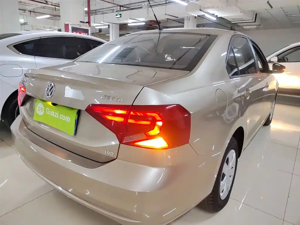 Volkswagen Jetta 2017 1.5L Automatic Fashion фото 7