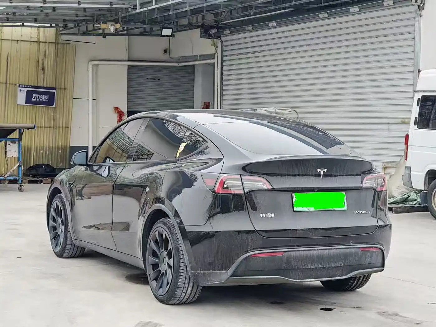 Tesla Model Y 2022 Facelift Rear-Wheel Drive Version фото 7