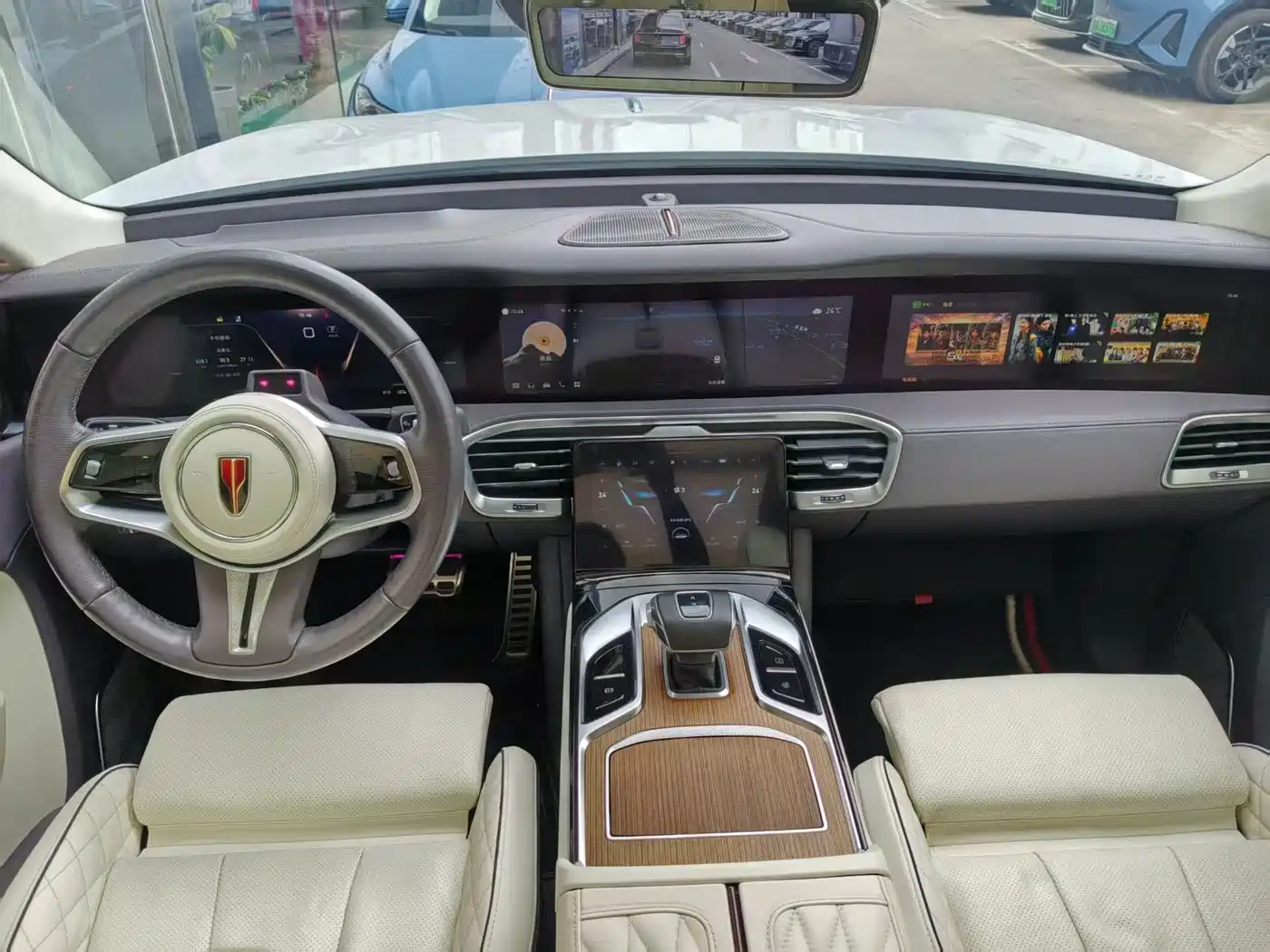 Hongqi E-HS9 2022 660km Qi Ling Edition (4-seater) фото 4