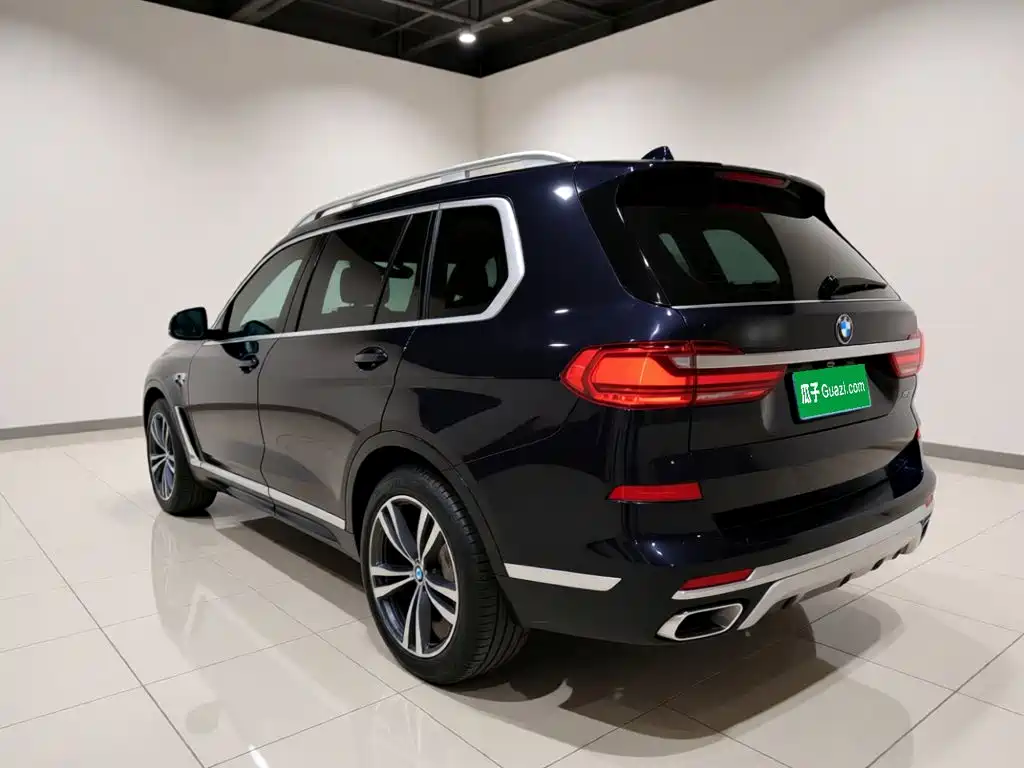 Photo 4 - BMW X7