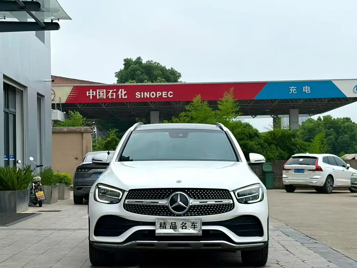 Mercedes-Benz GLC 2020 Facelift GLC 300 L 4MATIC Dynamic фото 2