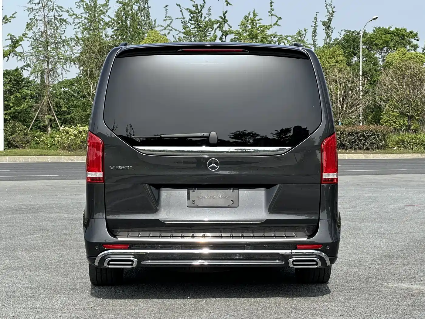 Mercedes-Benz V-Class 2022 V 260 L Long Wheelbase Luxury Edition фото 5