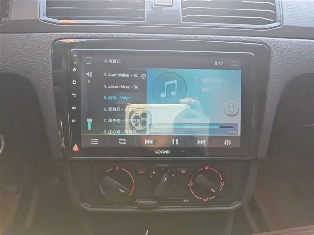 Volkswagen Santana 2016 1.6L Manual Trend Edition фото 13