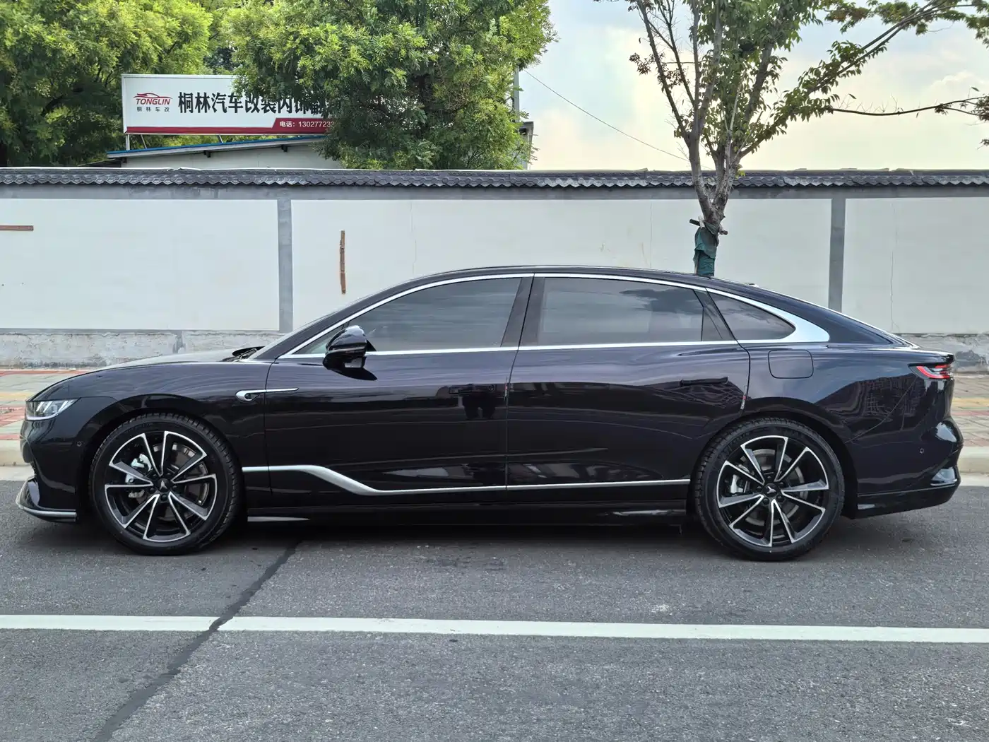 Voyah Auto VOYAH Zhuiguang 2024 PHEV AWD Ultra Long Range Flagship фото 10