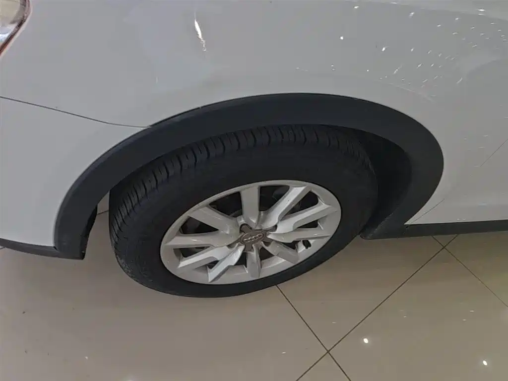 Audi Q3 2015 30 TFSI Progressive фото 23