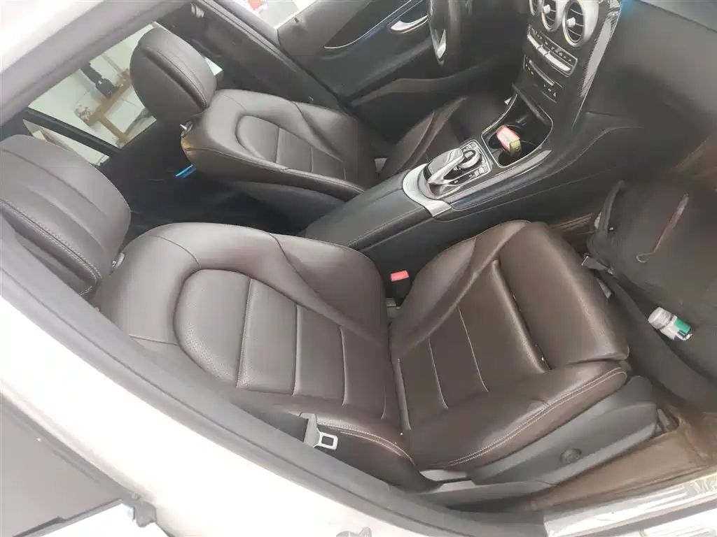 Mercedes-Benz GLC 2018 Facelift GLC 260 4MATIC Luxury фото 25