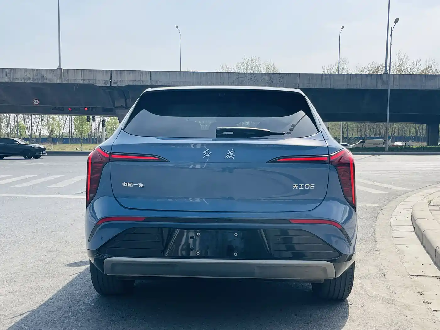 Hongqi HONGQI TIANGONG 06