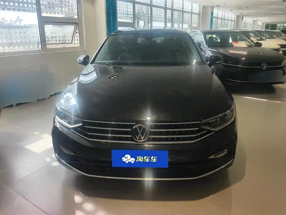 Volkswagen Magotan 2024 2 Million Units Public Sharing Edition 330TSI DSG Luxury фото 2