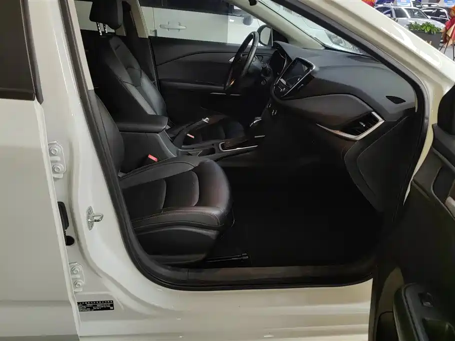 Chevrolet Monza 2019 Redline 320T DCT Joy Edition China VI фото 8