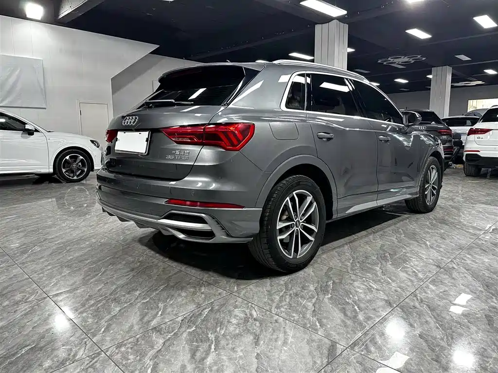 Audi Q3 2022 35 TFSI Fashion Dynamic фото 9
