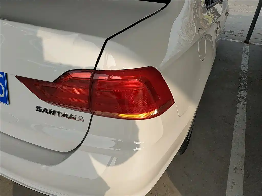 Volkswagen Santana 2016 1.4L Manual Trend Edition фото 8
