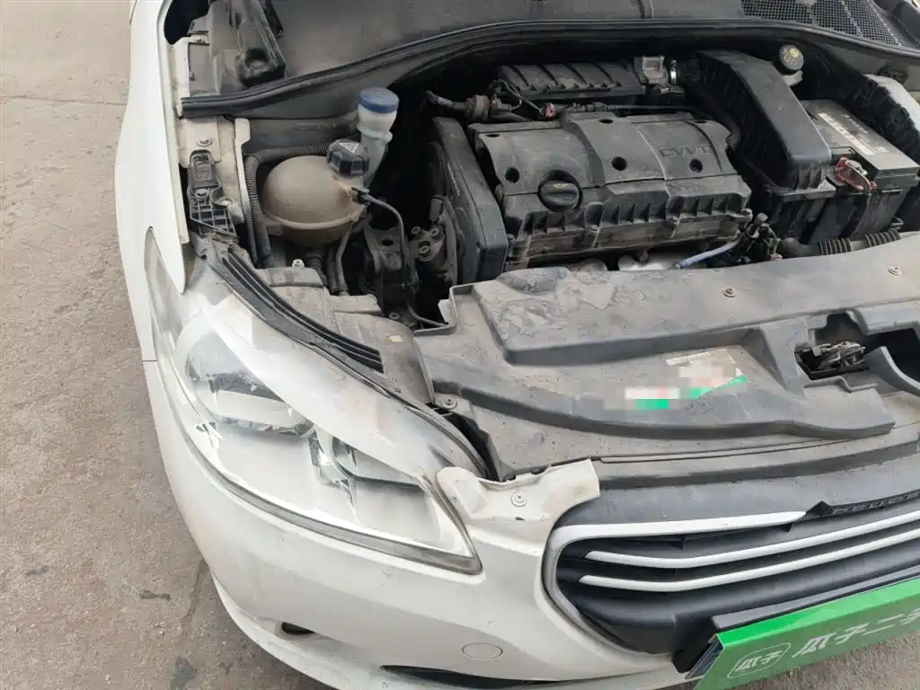 Peugeot 301 2016 1.6L Manual Comfort Edition фото 21