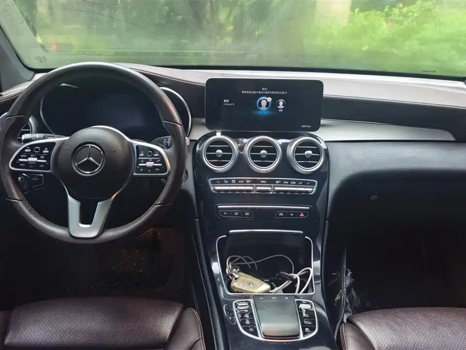 Mercedes-Benz GLC 2021 GLC 260 L 4MATIC Sporty фото 16