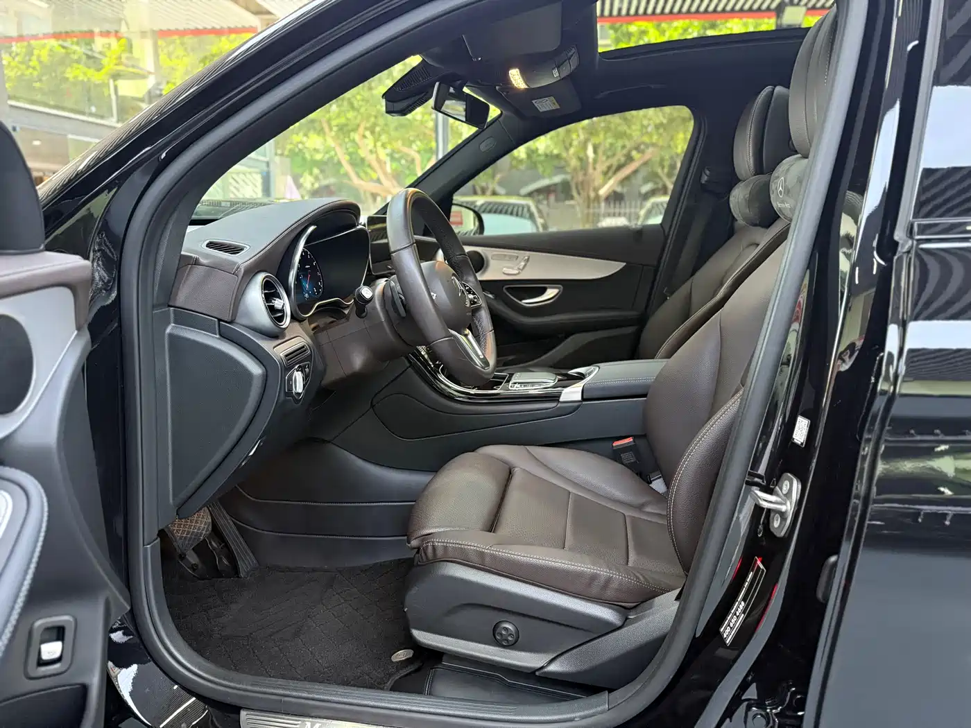 Mercedes-Benz GLC 2022 Model GLC 260 L 4MATIC Dynamic Edition фото 7