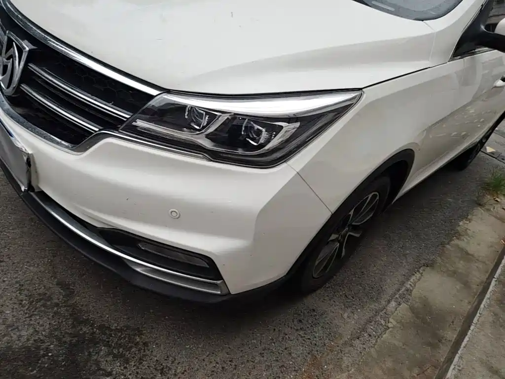 Фото 24 - Baojun 730