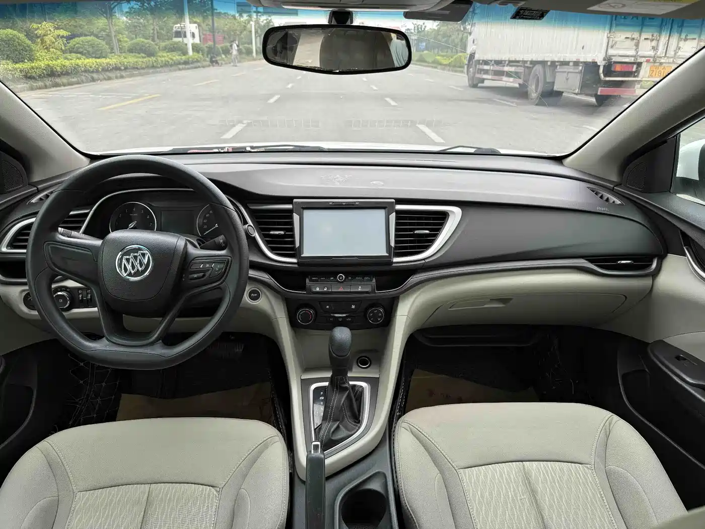 Buick Excelle 2015 15N Automatic Elite фото 5