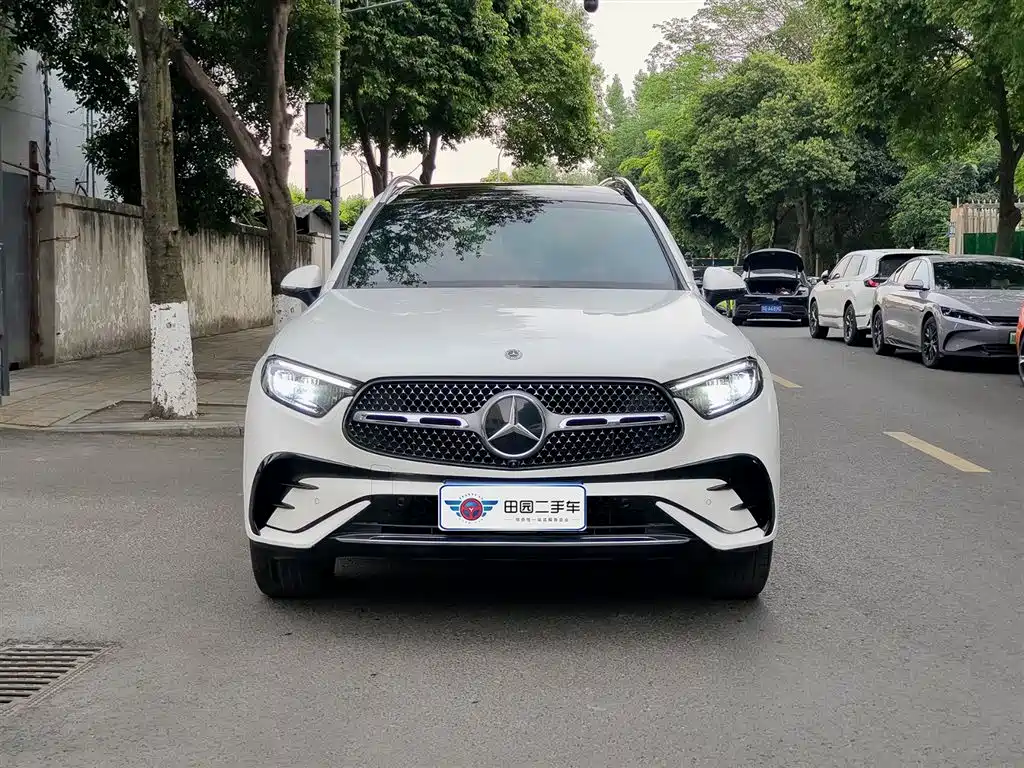 Mercedes-Benz GLC 2024 GLC 300 L 4MATIC Dynamic 5-seater фото 2