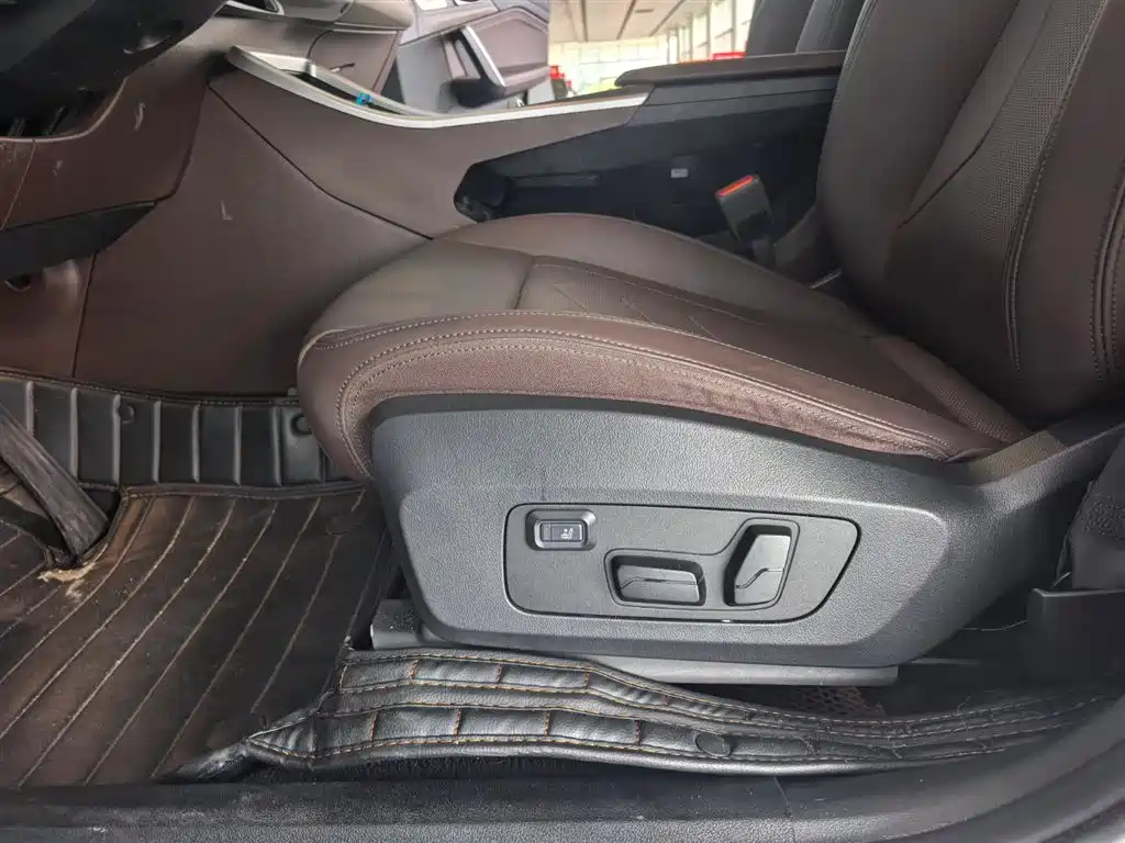 Фото 25 - BMW X1