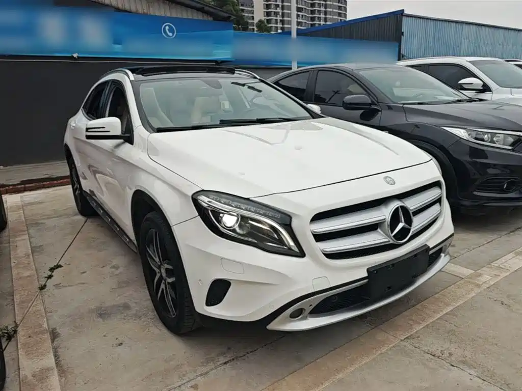 Mercedes-Benz GLA 2016 GLA 200 Fashion фото 4