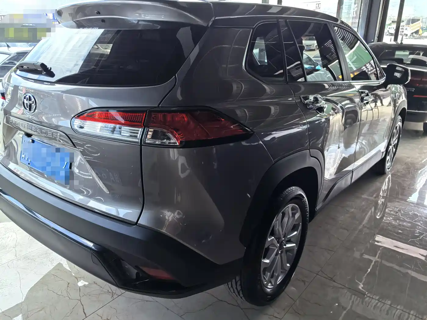 Toyota Frontlander 2024 2.0L CVT Elite Edition фото 6