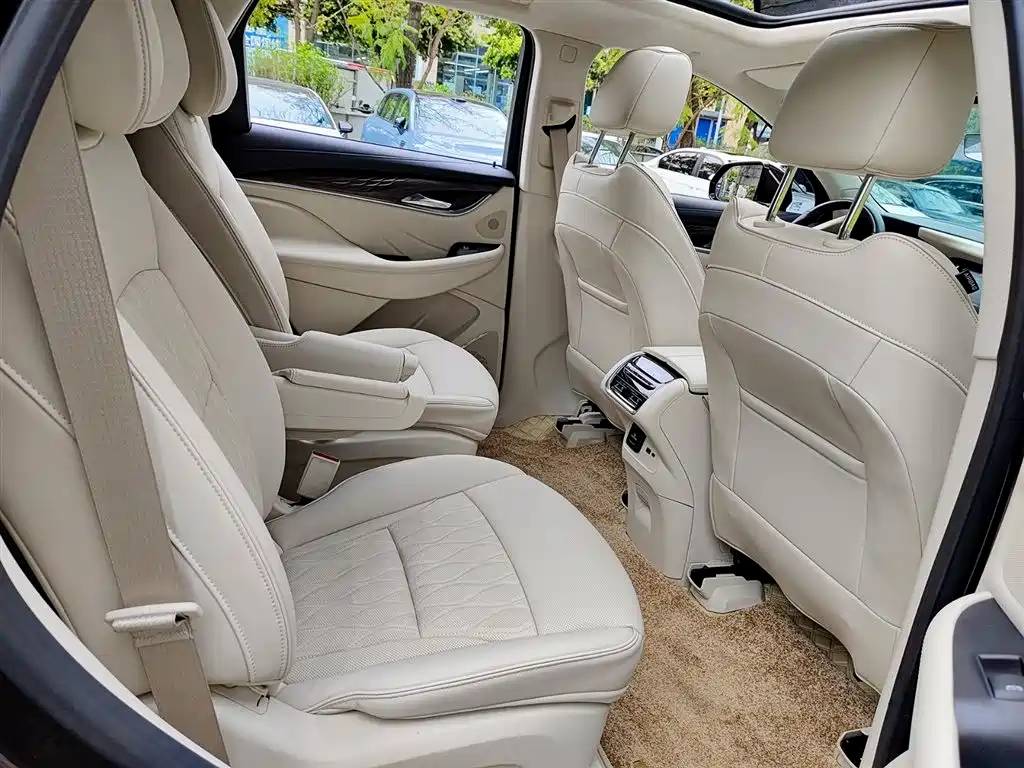 Buick Enclave 2022 652T 4WD Avenir 6-Seater фото 10