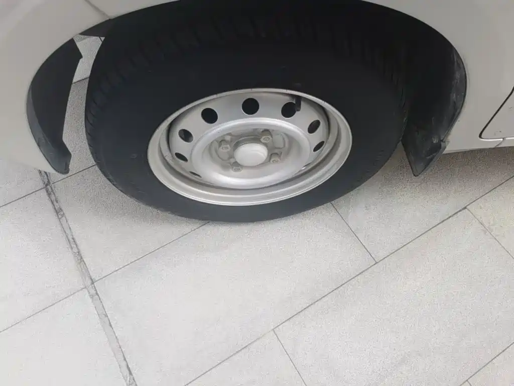 Wuling Motors Wuling Hongguang V 2023 2022 1.5L Dynamic Edition Hydraulic Power Steering LAR