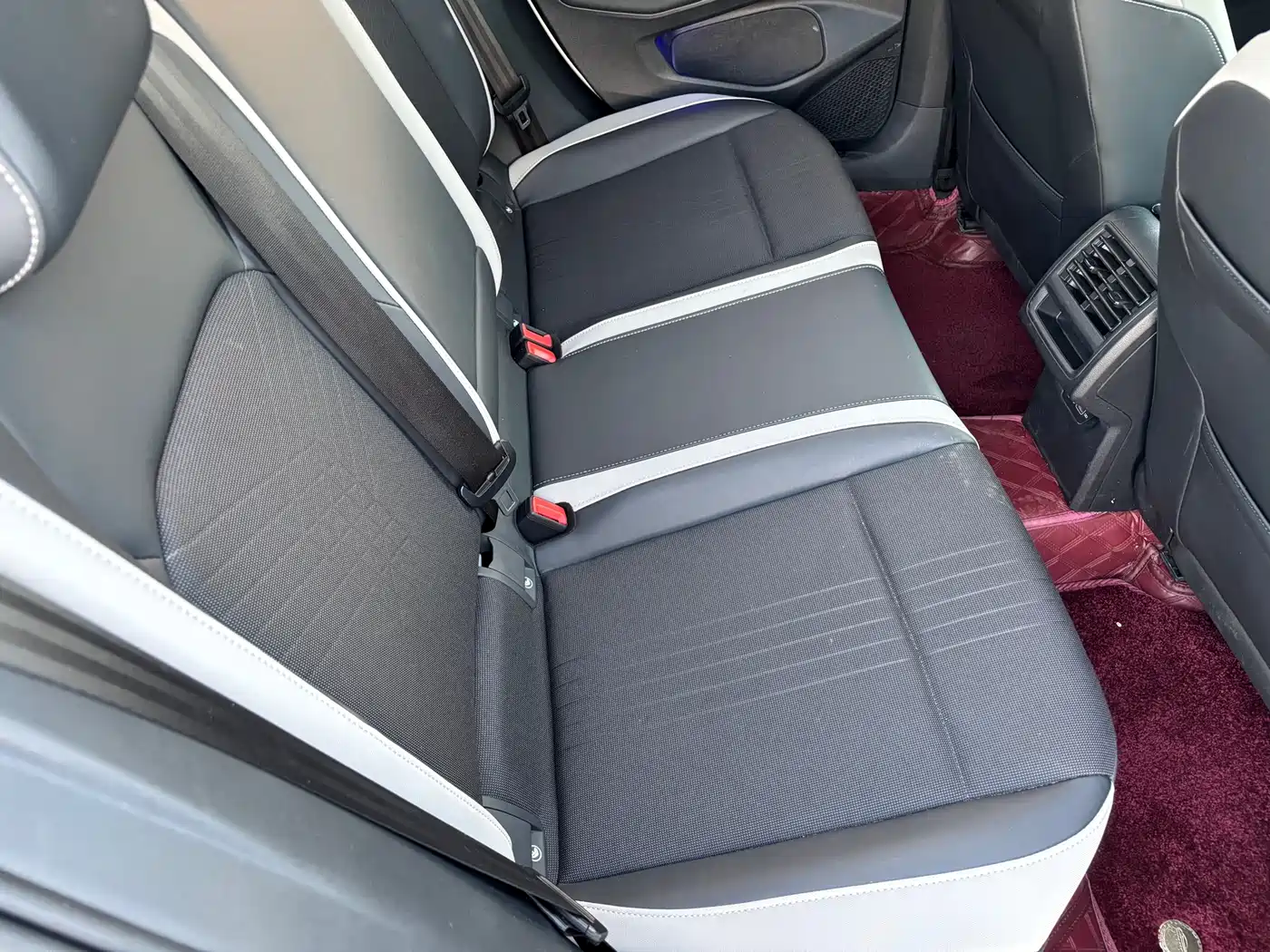 Volkswagen Golf 2021 280TSI DSG 30th Anniversary Edition фото 7