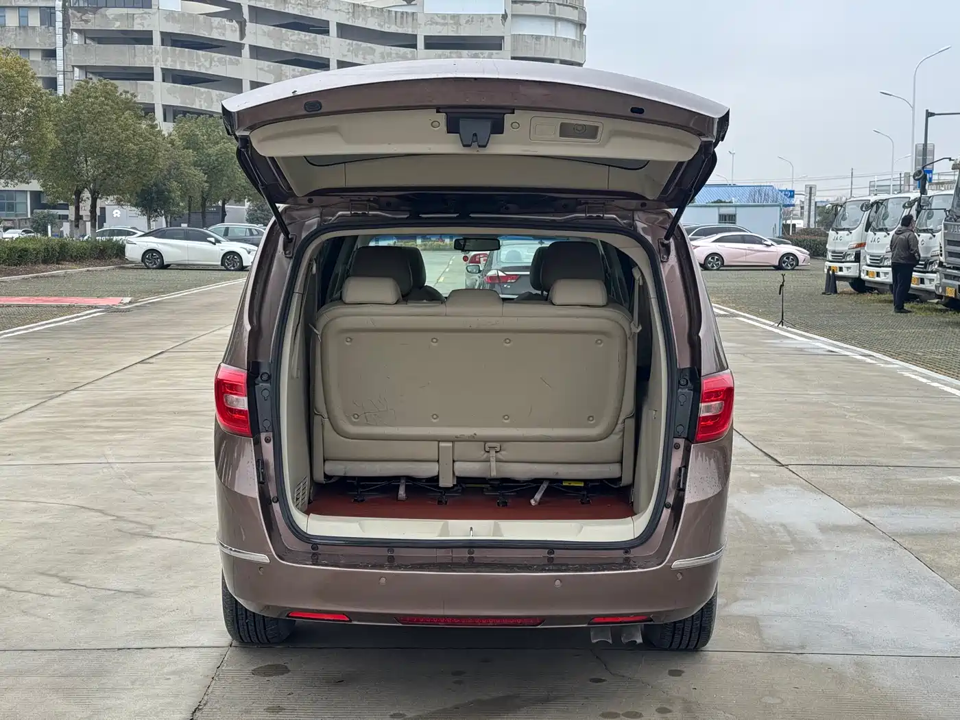 Buick GL8 2018 28T Luxury Model China VI фото 9