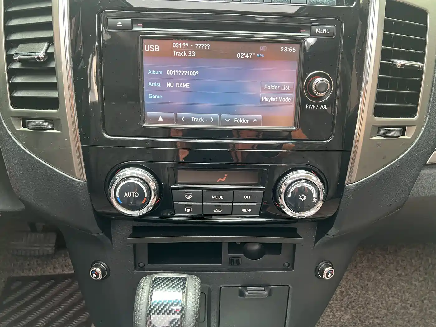 Mitsubishi Pajero (Import) 2019 3.0L Auto Luxury Version фото 13