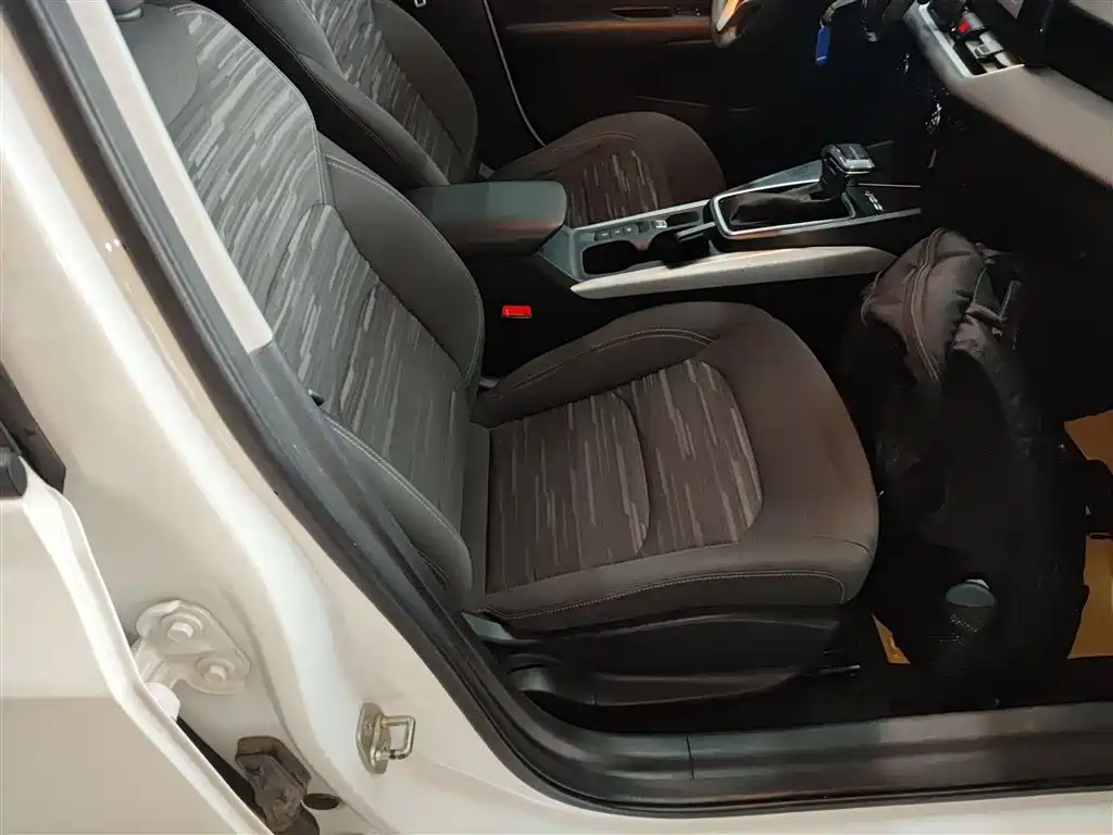 Chevrolet Monza 2023 1.5L DCT Enjoyment Edition фото 20