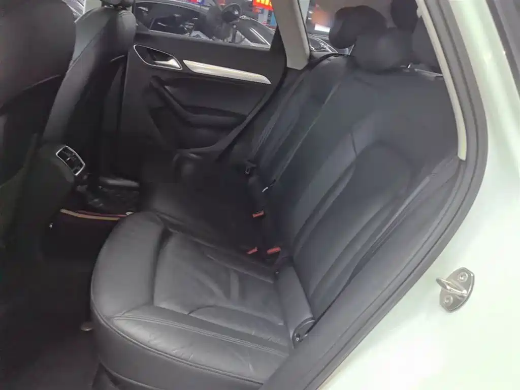 Audi Q3 2017 30 TFSI Style фото 17
