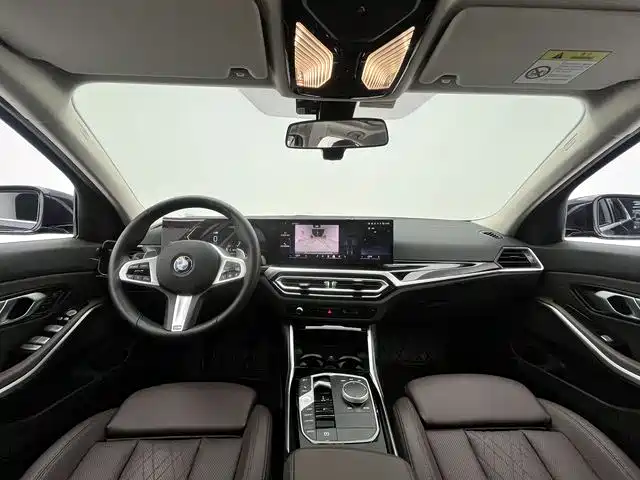 BMW 3 Series 2023 320Li M Sport Package фото 9