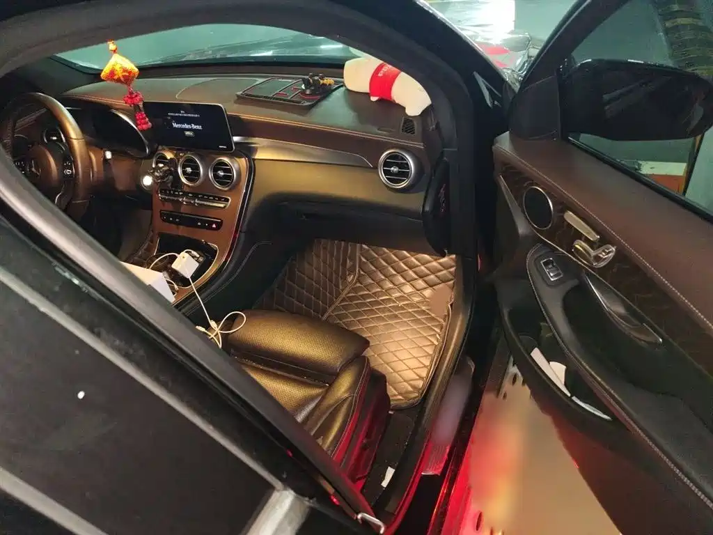 Mercedes-Benz GLC 2020 GLC 300 L 4MATIC Dynamic фото 20