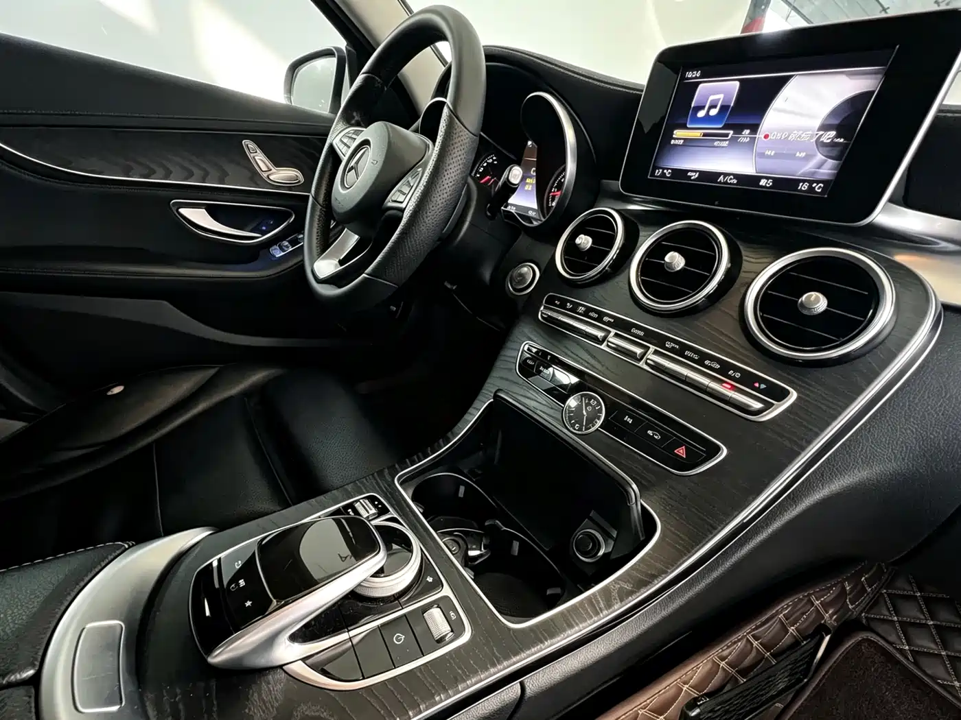 Mercedes-Benz C-Class 2017 Facelift C 180 L Fashion Sport Edition фото 11
