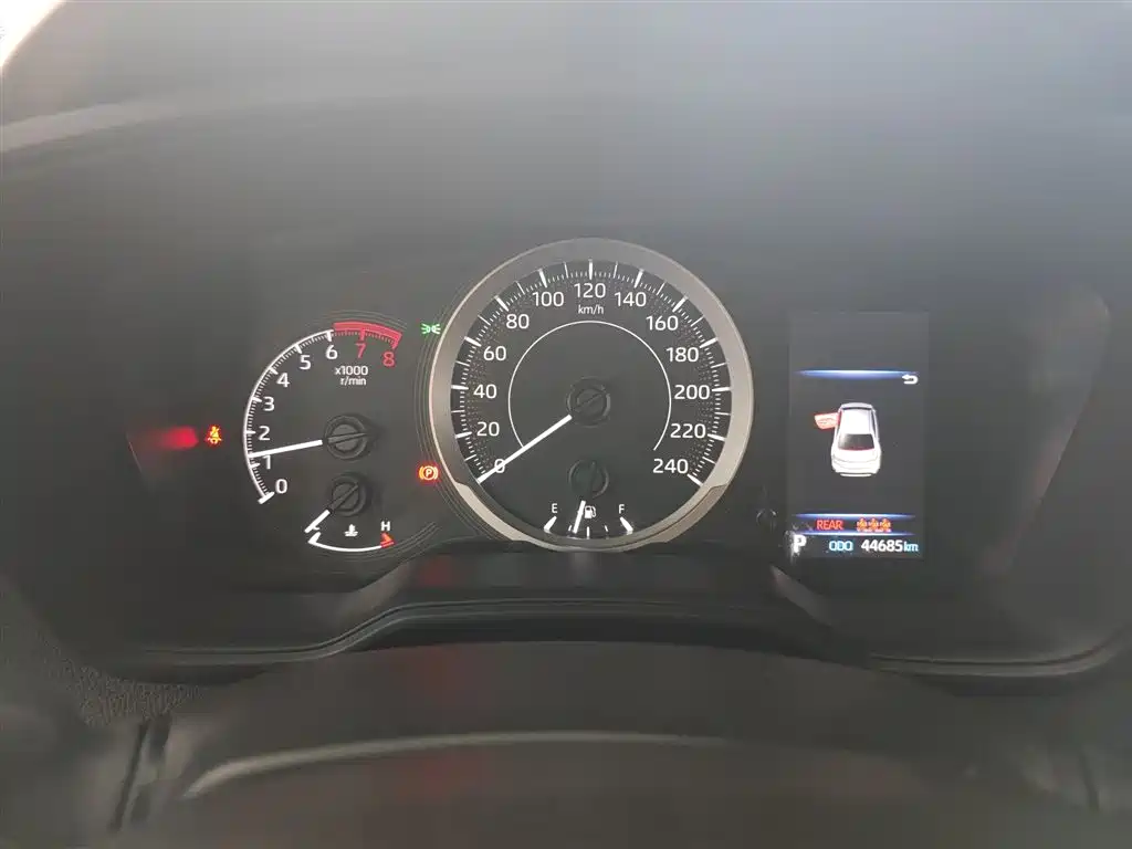 Toyota Levin 2023 185T CVT Sport фото 12