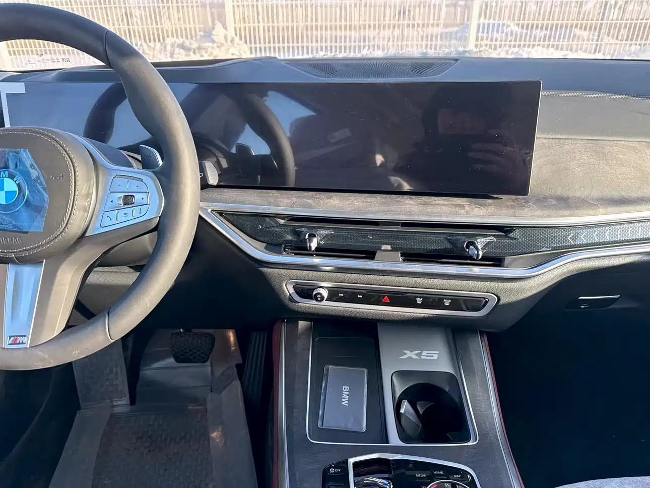 BMW X5 2025 Model xDrive 30Li Exclusive M Sport Blackout Package фото 9