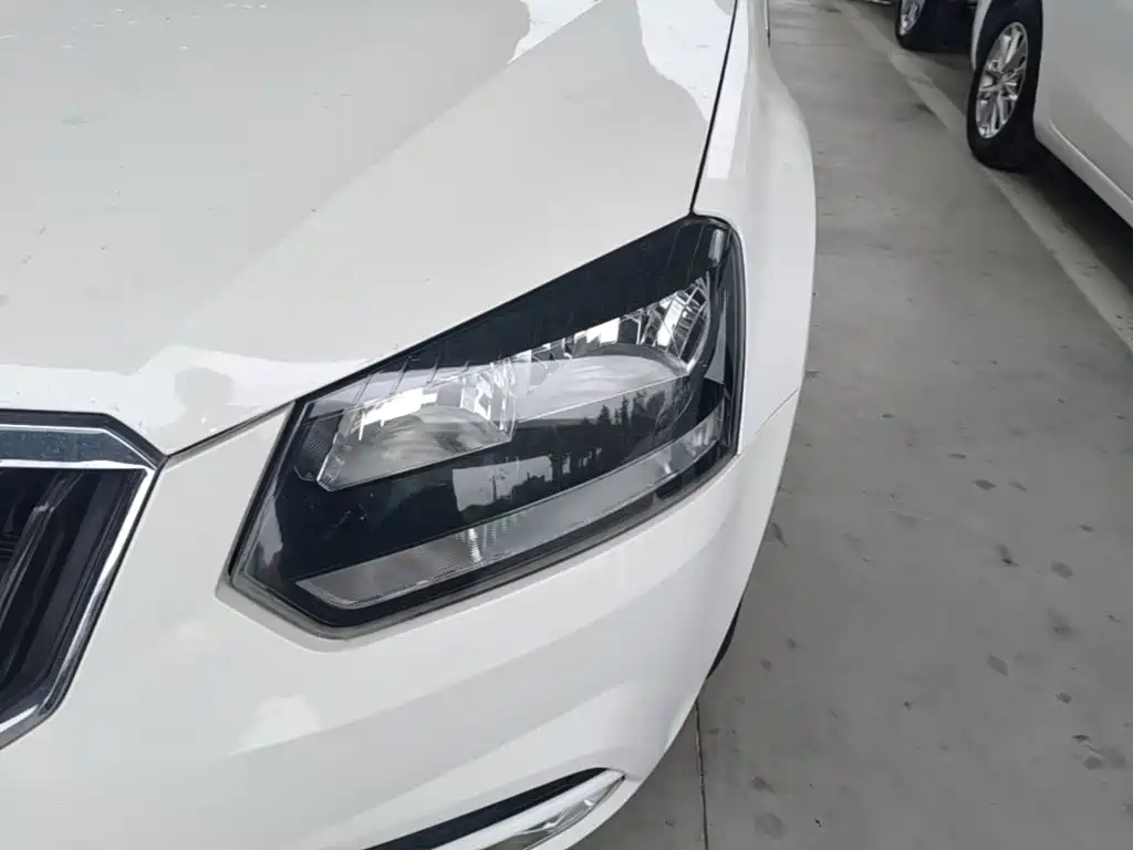 Škoda Yeti 2018 2017 TSI280 DSG Advance