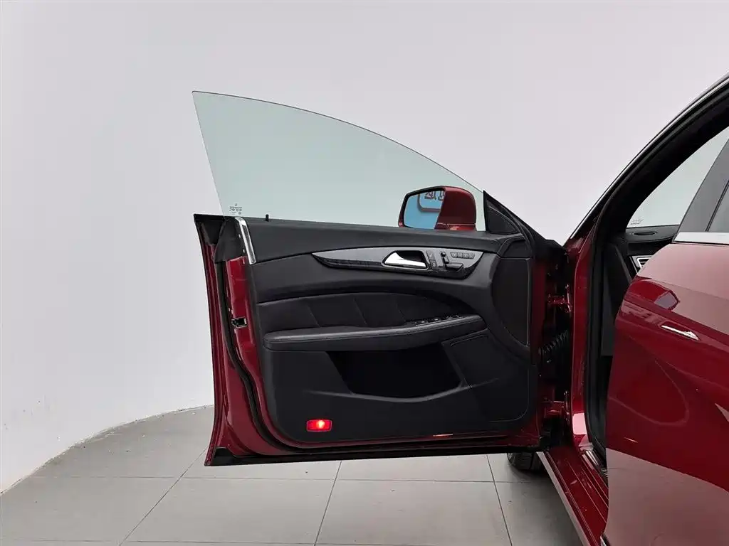 Mercedes-Benz CLS 2012 CLS 300 CGI фото 8